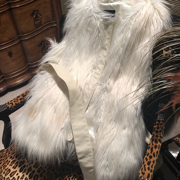 INC International Concepts Jackets & Blazers - I.NC. Creamy white faux fur vest with silky belt